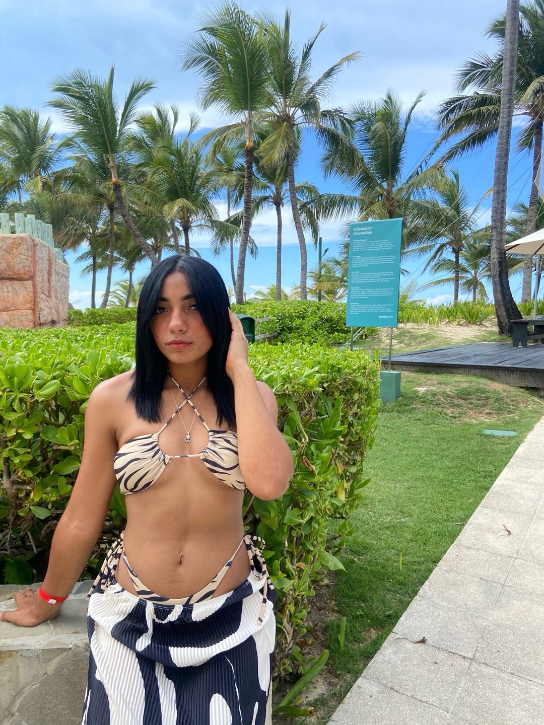 live girl video call — Sashaa broadcasting live from the Dominican Republic